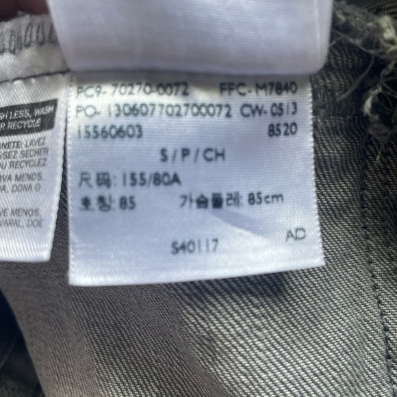 Levis Women’s Washed Gray Denim Trucker Jean Jacket, Size Small - Picture 8 of 8